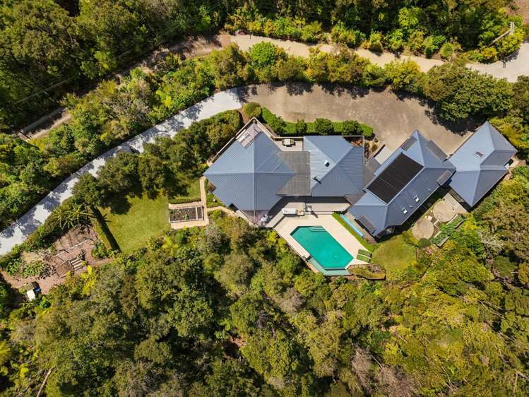 6 Te Kawau Pass Greenhithe_1