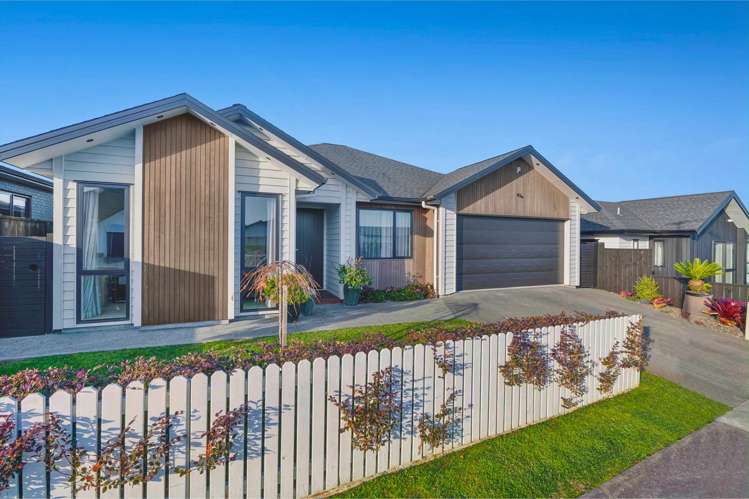 4 Spark Road Wainui_25
