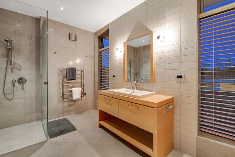 32 Rue D'amarres Gulf Harbour_16