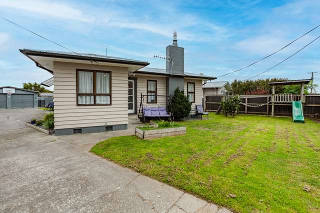 145 Riverbend Road Onekawa_2