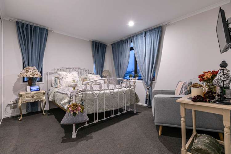 131 Bonair Crescent Silverdale_16