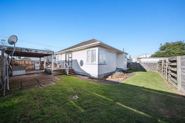 1/81 Gloucester Road Manurewa_21