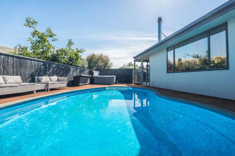 46 Otia Drive Richmond_14