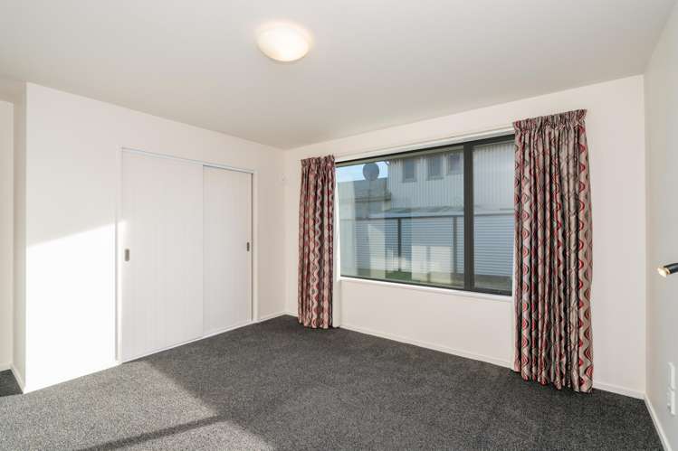 213 North Road Waikiwi_8