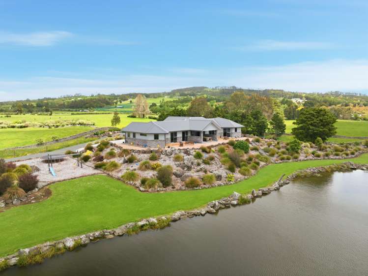 208 Tatton Road_2