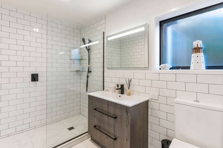 17a Bay Road Saint Heliers_21