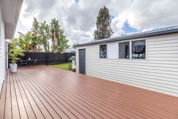 15 Wedgwood Avenue Mangere East_13