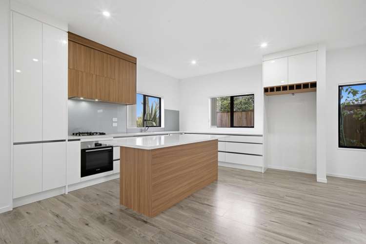 15A Arney Road Ranui_21
