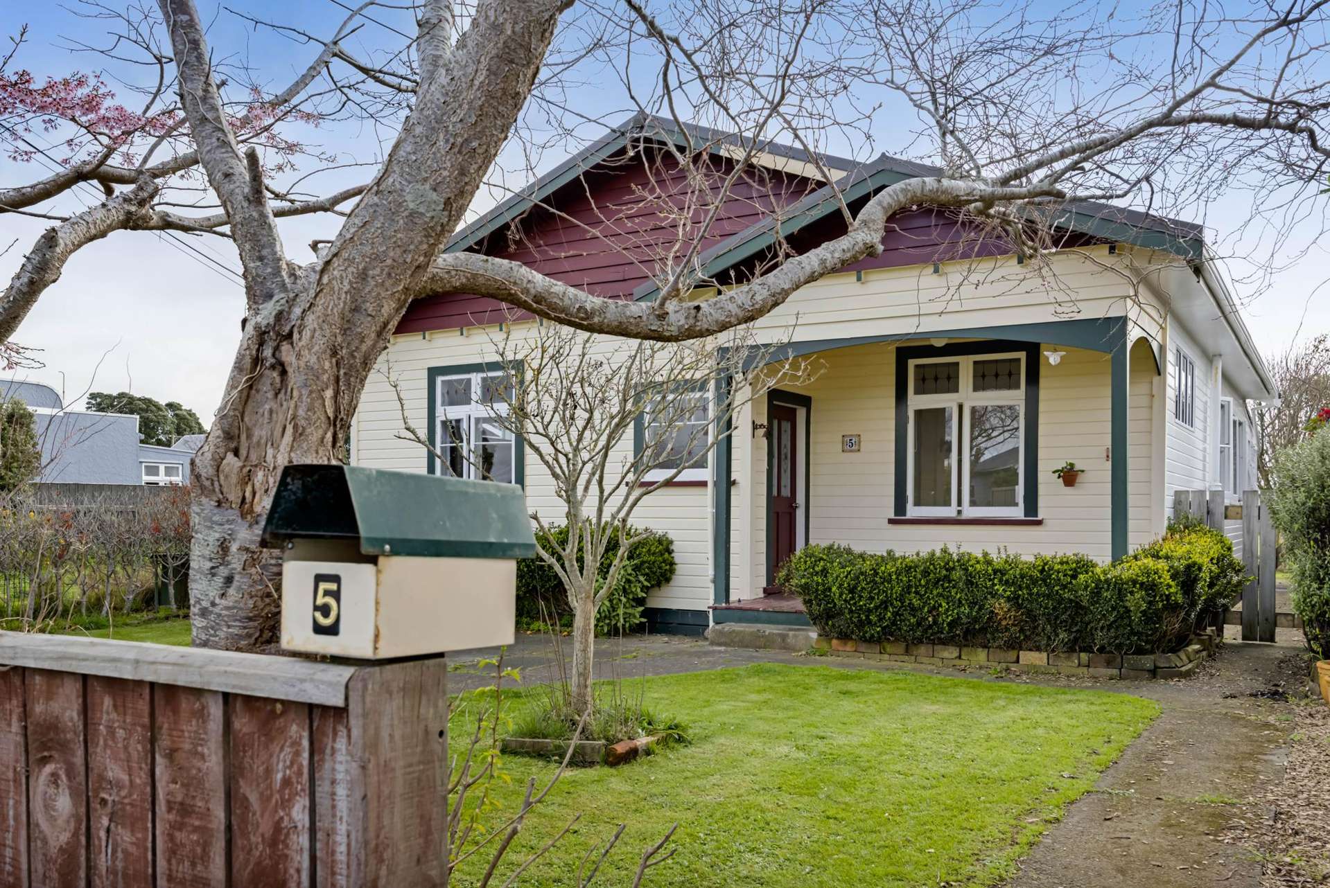 5 Disraeli Street Hawera_0