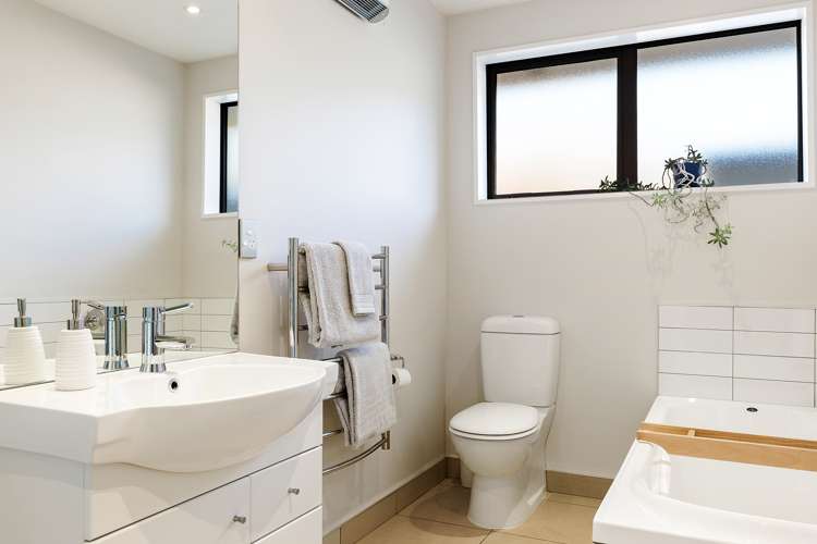 7 Herbs Place Cashmere_10