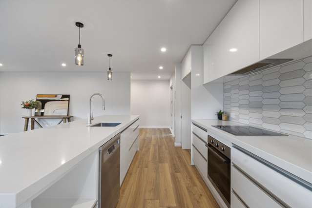 2 Serenity Crescent Kelvin Grove_3