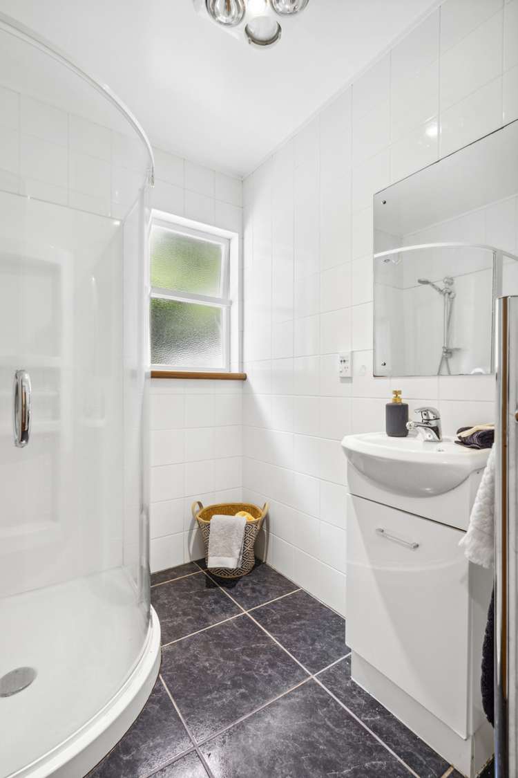 80 Hine Road Wainuiomata_15