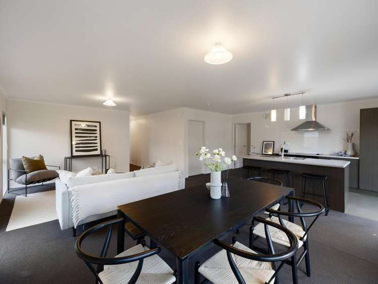 16 Iris Place_5