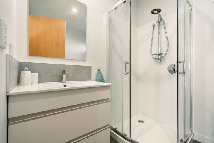 47A Rocking Horse Road Southshore_15