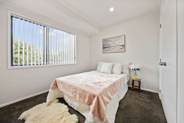 54 Rosier Road Glen Eden_11