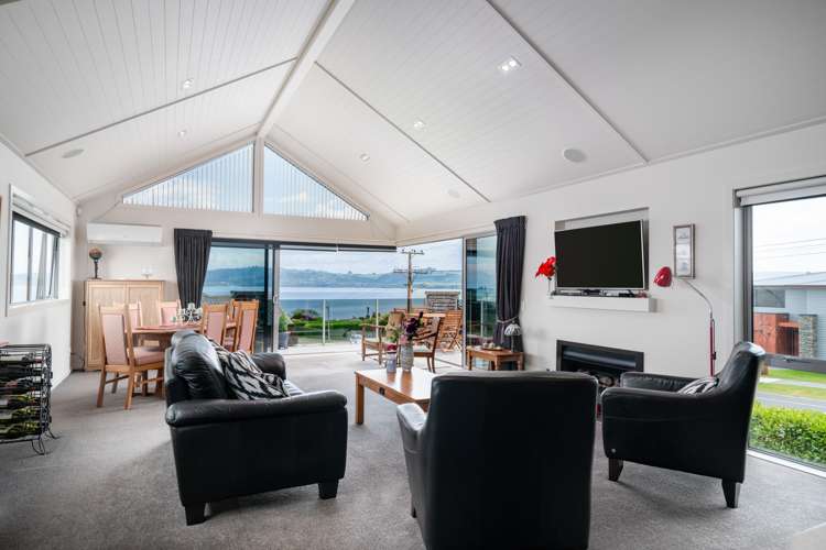 29 Shepherd Road Waipahihi_8