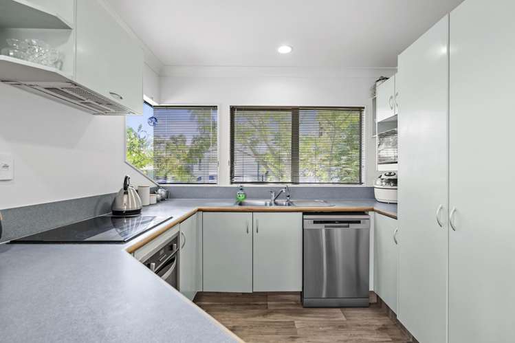 12 Thornlea Drive Welcome Bay_7