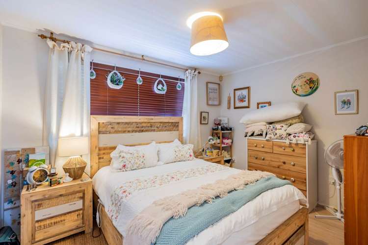 664 Beach Road Browns Bay_10