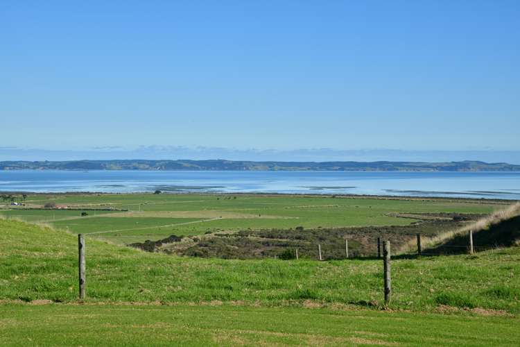 3356 Kaipara Coast Highway Glorit_0