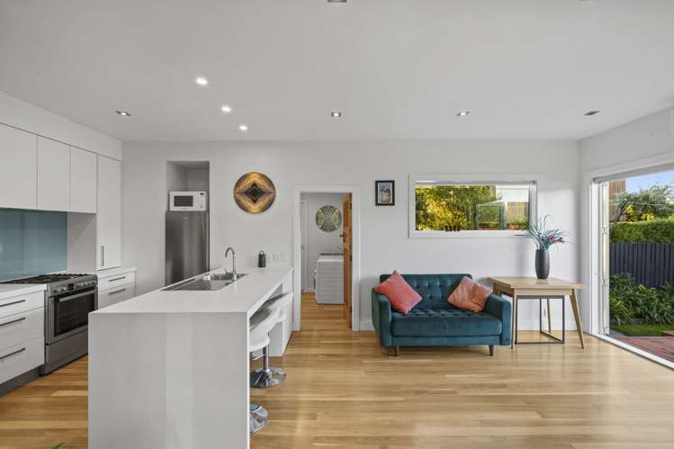 65 Main Road Redcliffs_4