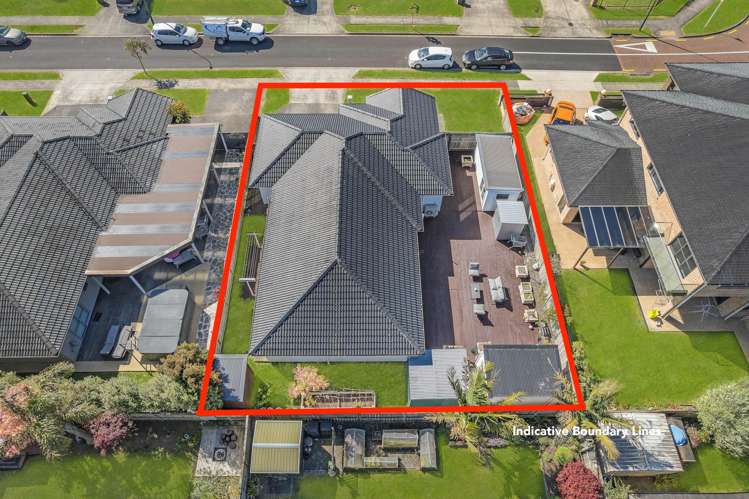 4 Iwinuku Crescent Wattle Downs_16