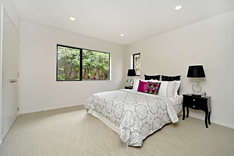 18 Terrasini Drive Flat Bush_13
