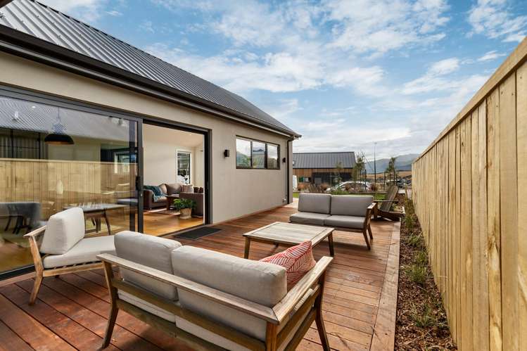 66 Spur Ridge Rise Jacks Point_9