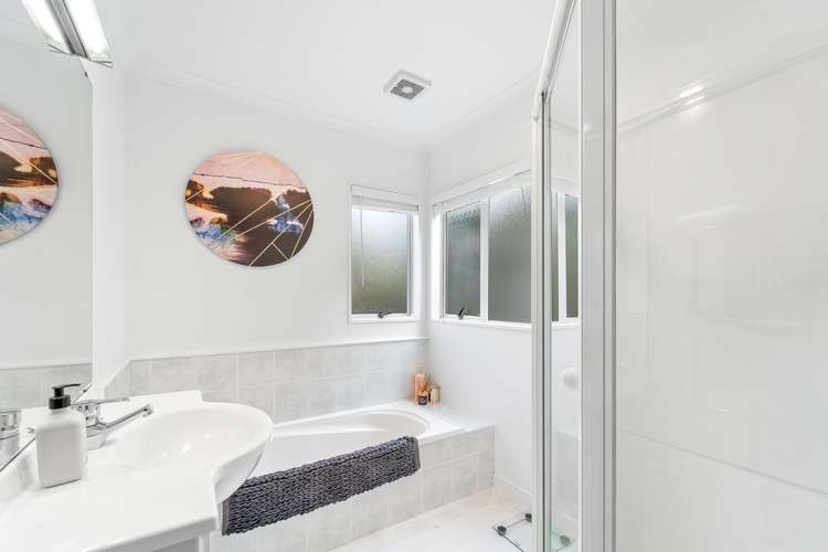 27 Caversham Drive Torbay_14