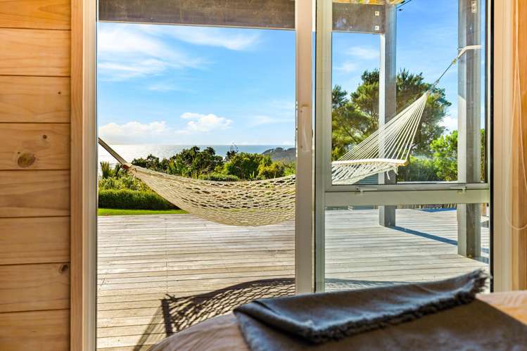 93 Oaia Road Muriwai_31