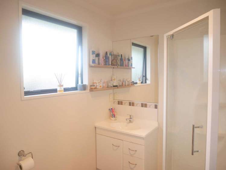 29 Mataroa Place Parklands_14