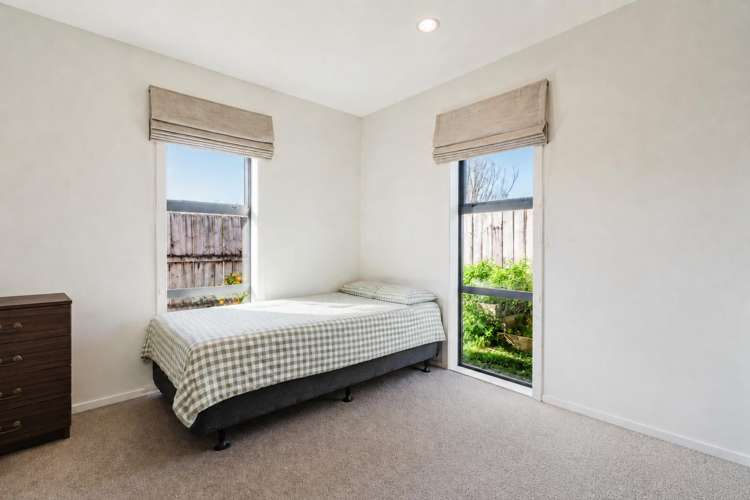 2 Southbrook Close Glenview_12