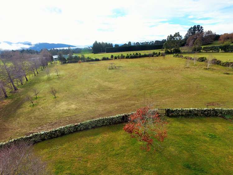 255 Te Anau Mossburn Highway Te Anau_21
