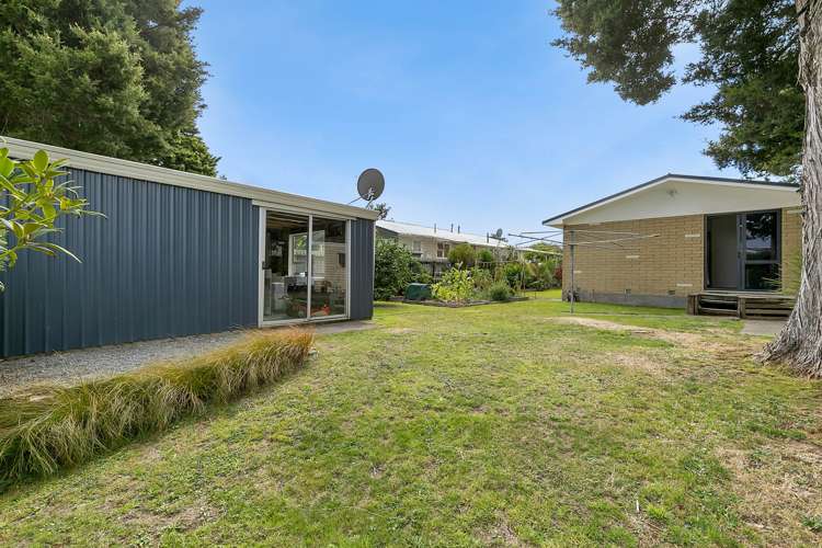 8 Kentucky Street Totara Park_21