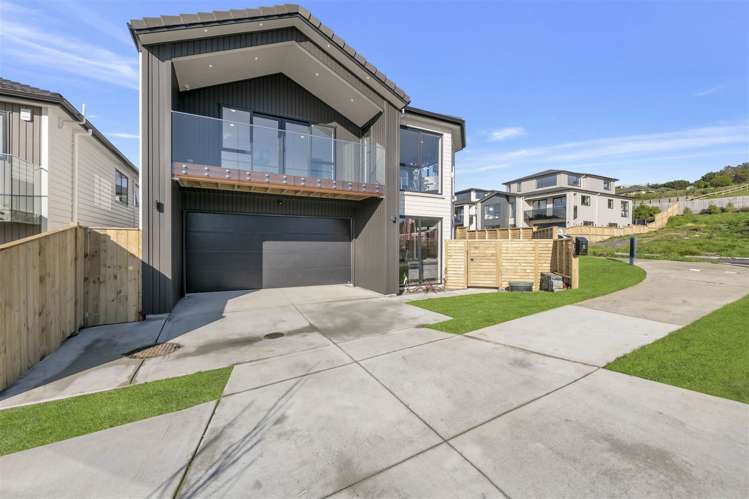 18 Aklander Rise Flat Bush_31