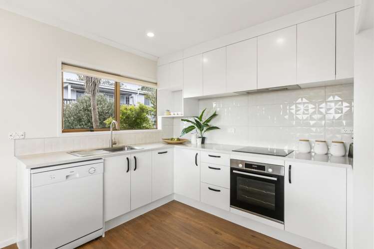 461 Whangaparaoa Road Stanmore Bay_2