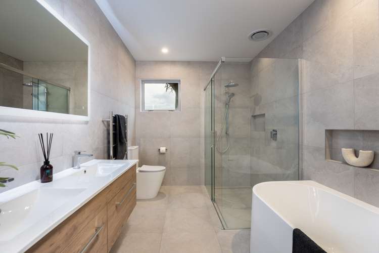 16b Hine Street New Plymouth Central_24