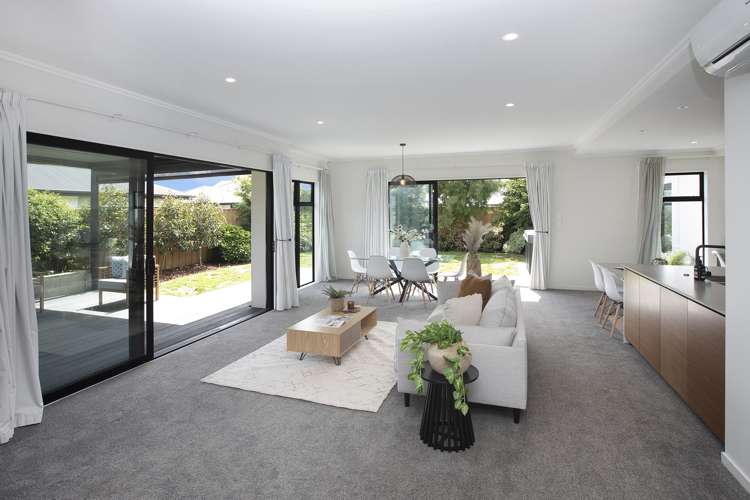 55 Hungerford Drive Rolleston_13