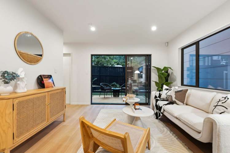 31 Mountain Road Mt Wellington_10