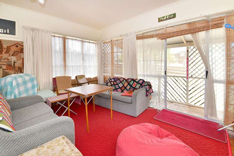 175 Vipond Road Stanmore Bay_8