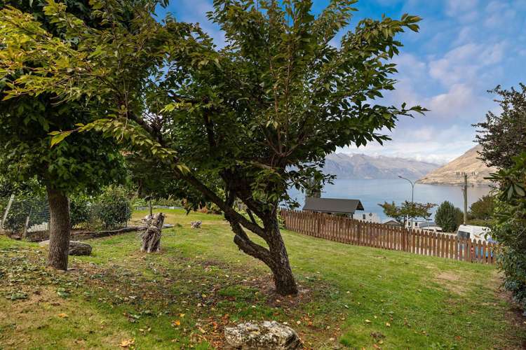 18a Cameron Place Fernhill/Sunshine Bay_15