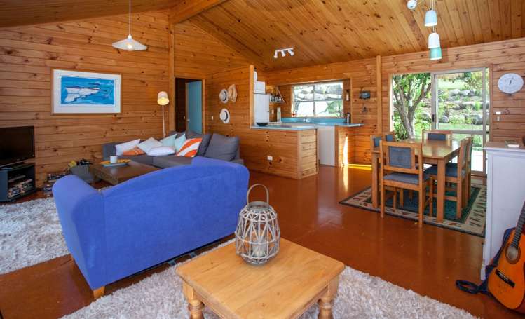 109 Bambury Place Onemana_8