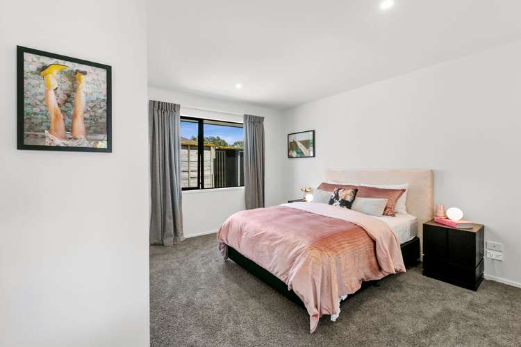 49b Links Drive Waiwhakaiho_14