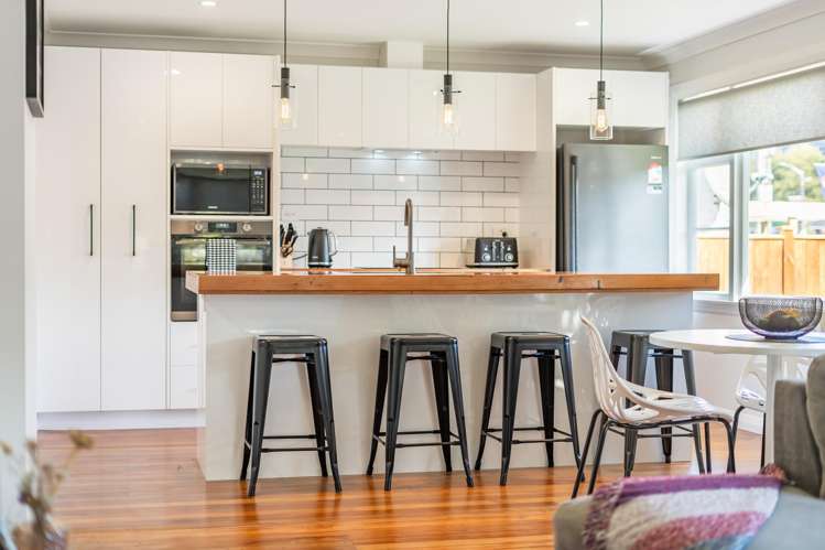 185 Stokes Valley Road Stokes Valley_8