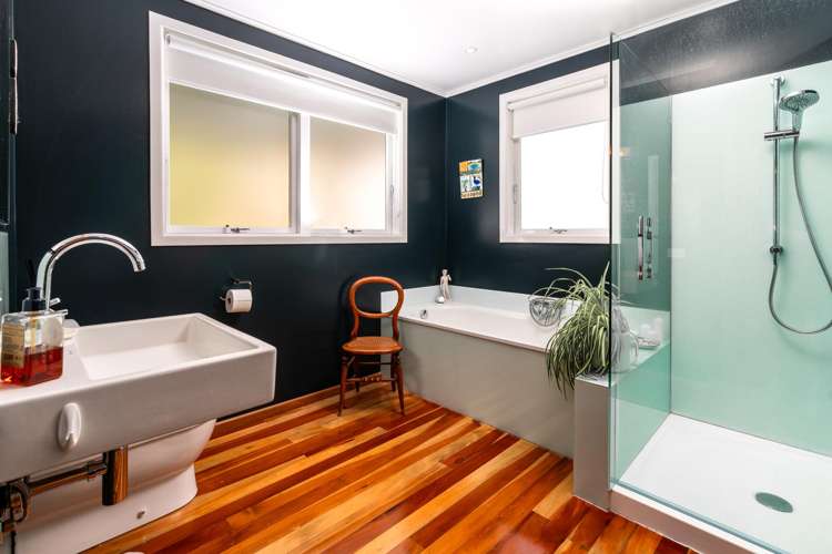 8 Torwood Road Khandallah_15