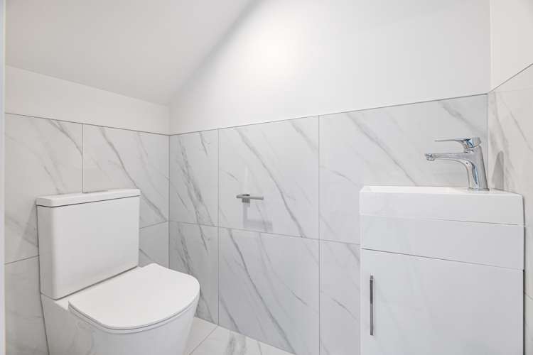 4a Hepburn Road Glendene_12