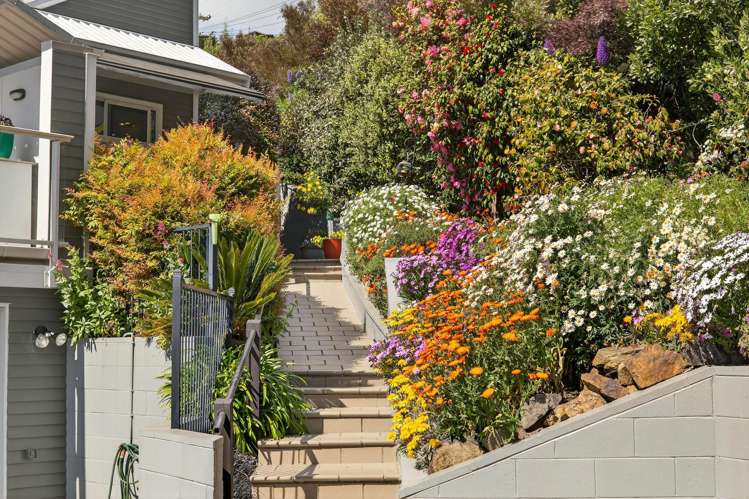 303 Marine Drive Charteris Bay_25