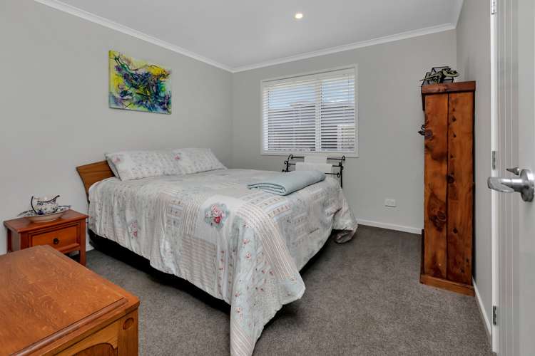 4 Lanyard Place One Tree Point_19