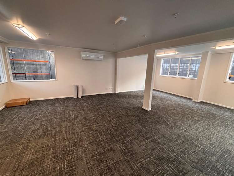 7 Glover Street Ngauranga_9