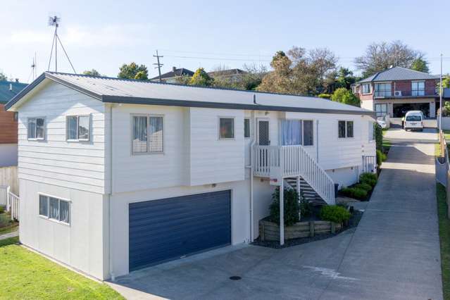 68 Dixon Road Glenview_1