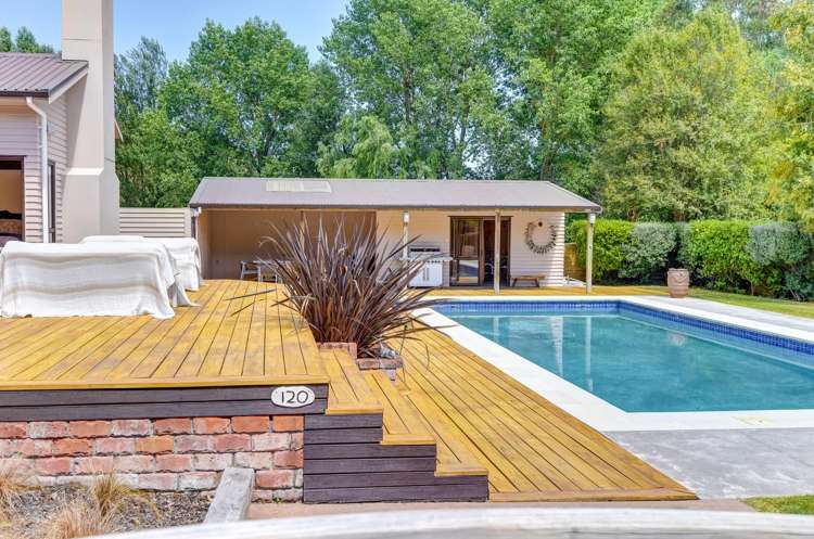 120 Union Line Fordell_18